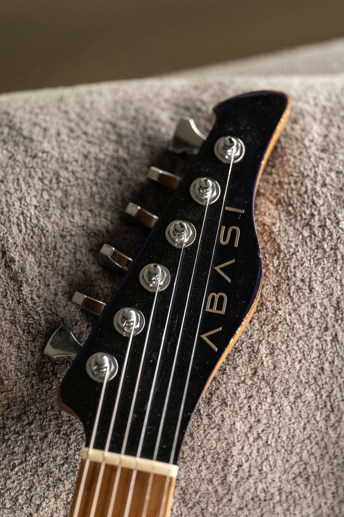 LARADA SPACE T // Black over Mystic Dream [2-Stage Relic]