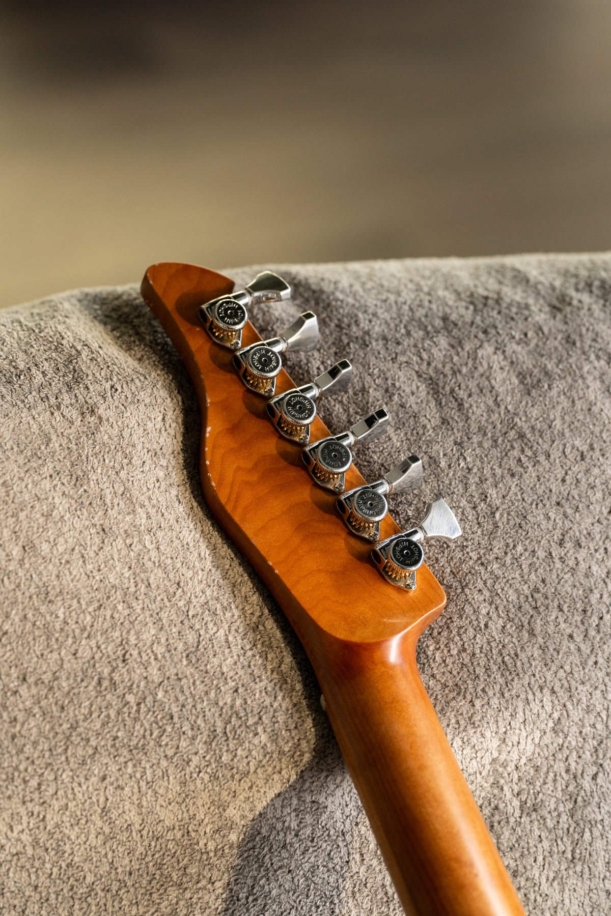 LARADA SPACE T // Black over Mystic Dream [2-Stage Relic]