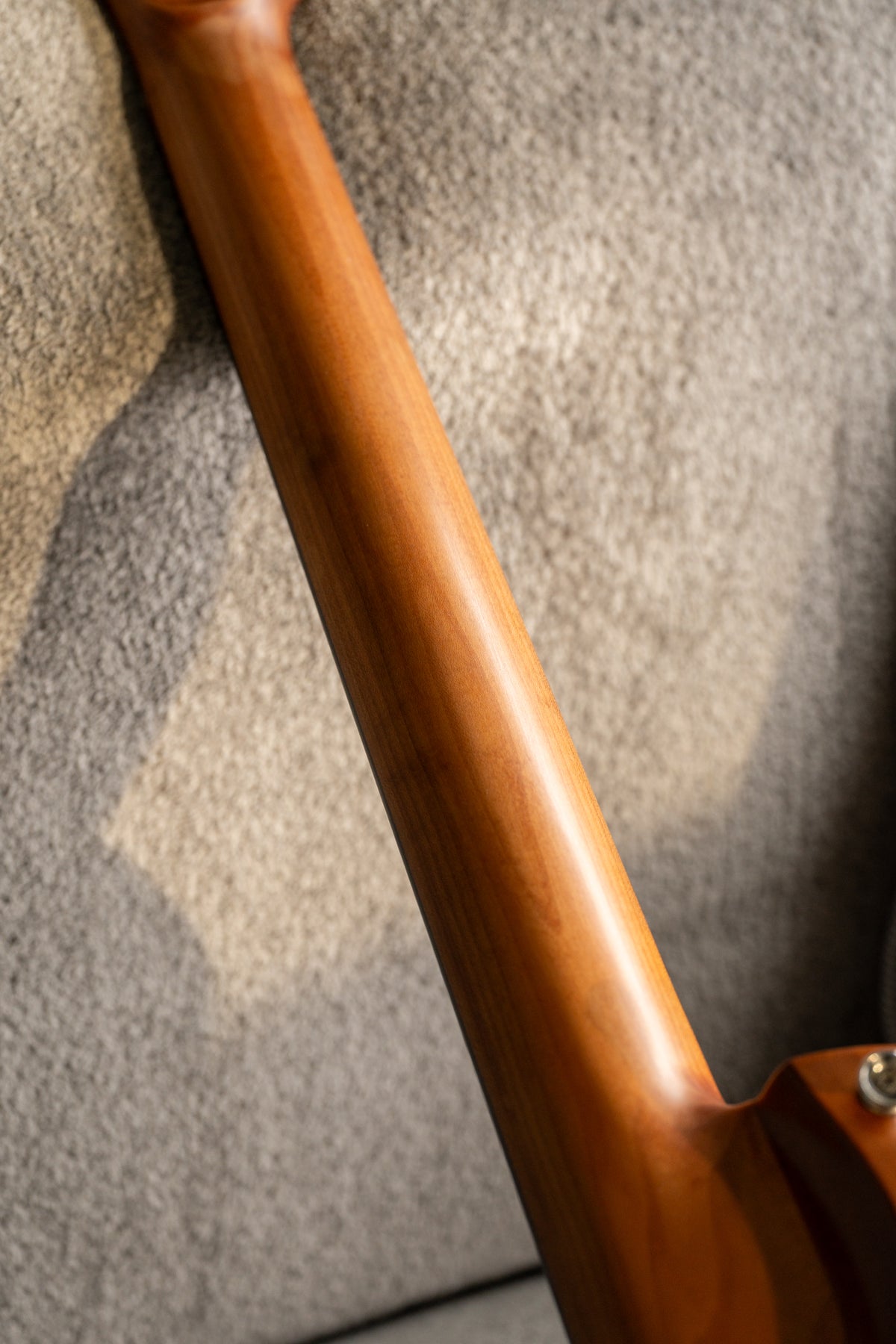 LARADA SPACE T // Black over Mystic Dream (Ebony FB) [2-Stage Relic]