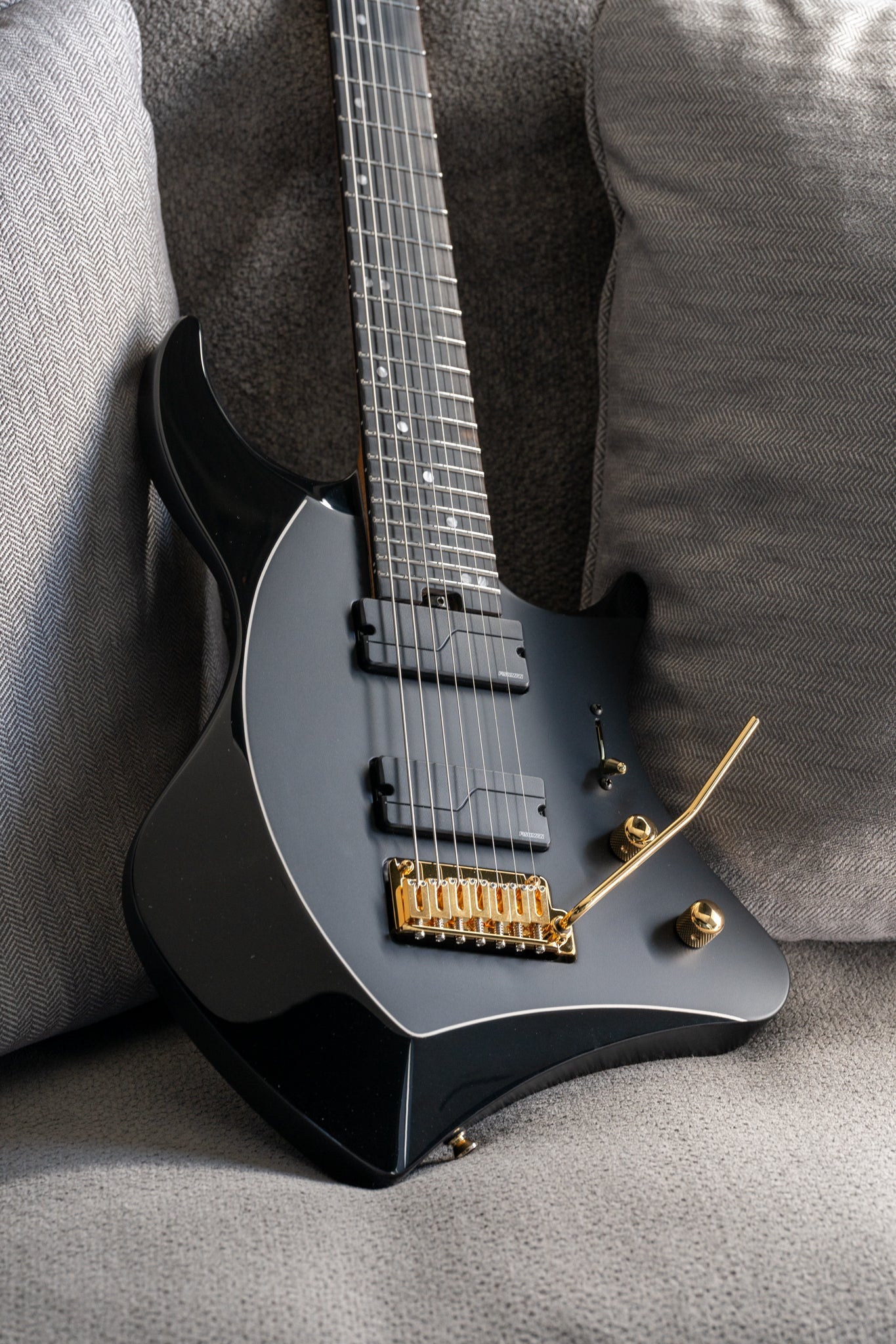 ĒMI 7 // MASTER SERIES // BLACK BEAUTY (B-Stock)