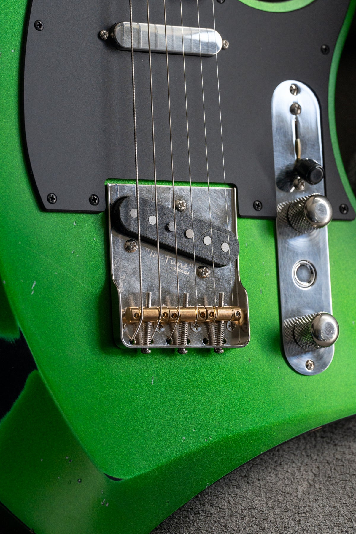 LARADA SPACE T // Emerald over Black [2-Stage Relic]