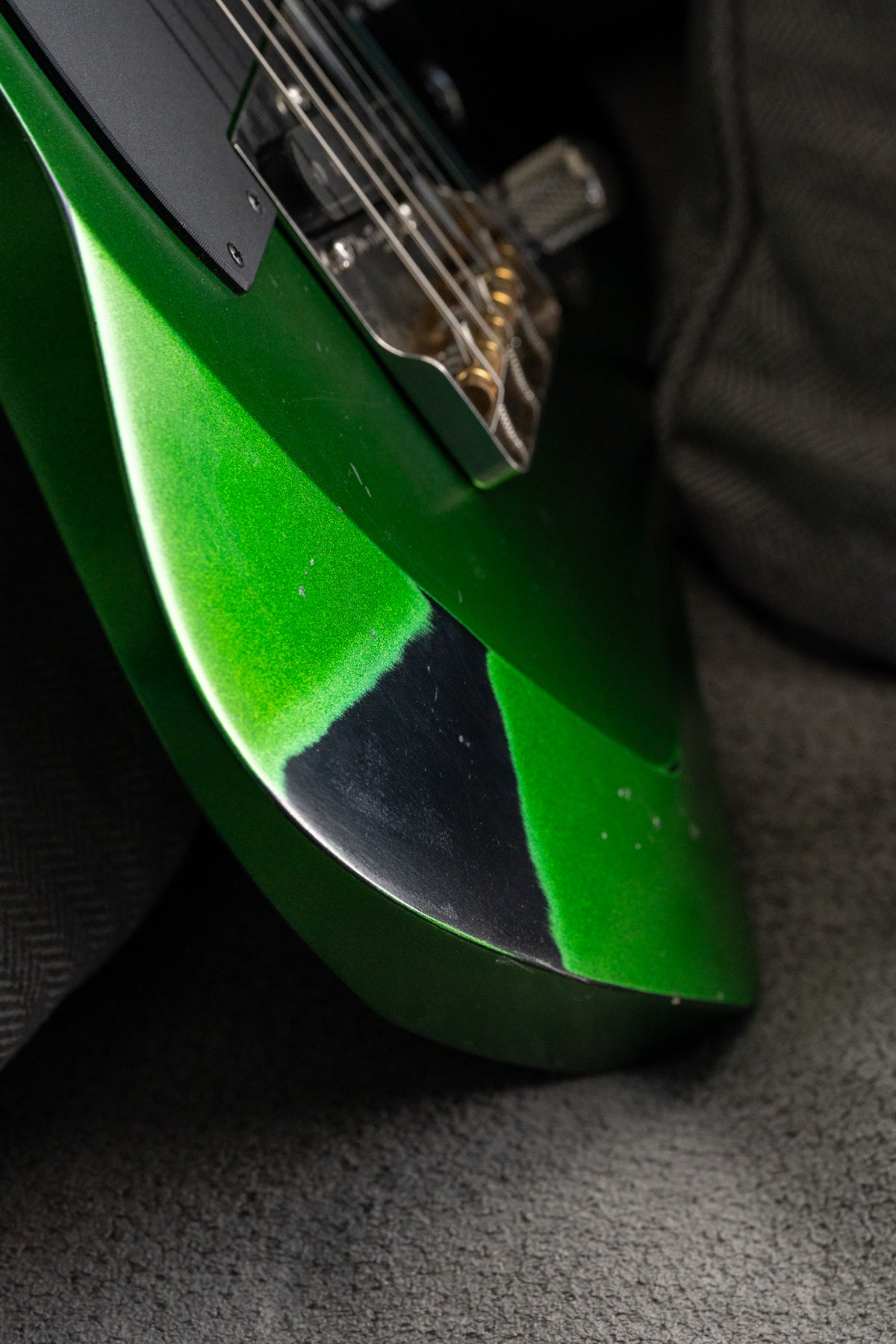 LARADA SPACE T // Emerald over Black [2-Stage Relic]