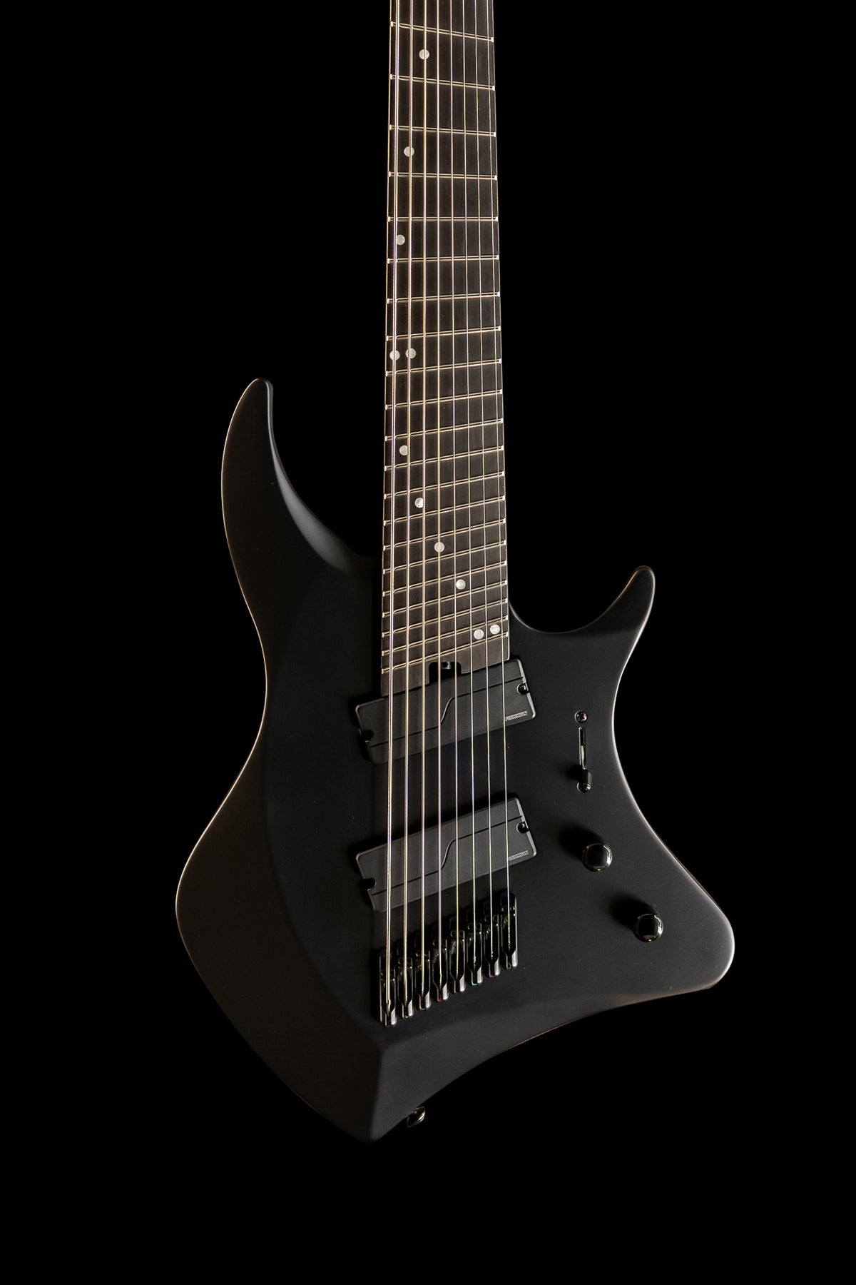 ēmi 8 // Legion // Stealth [B-stock]