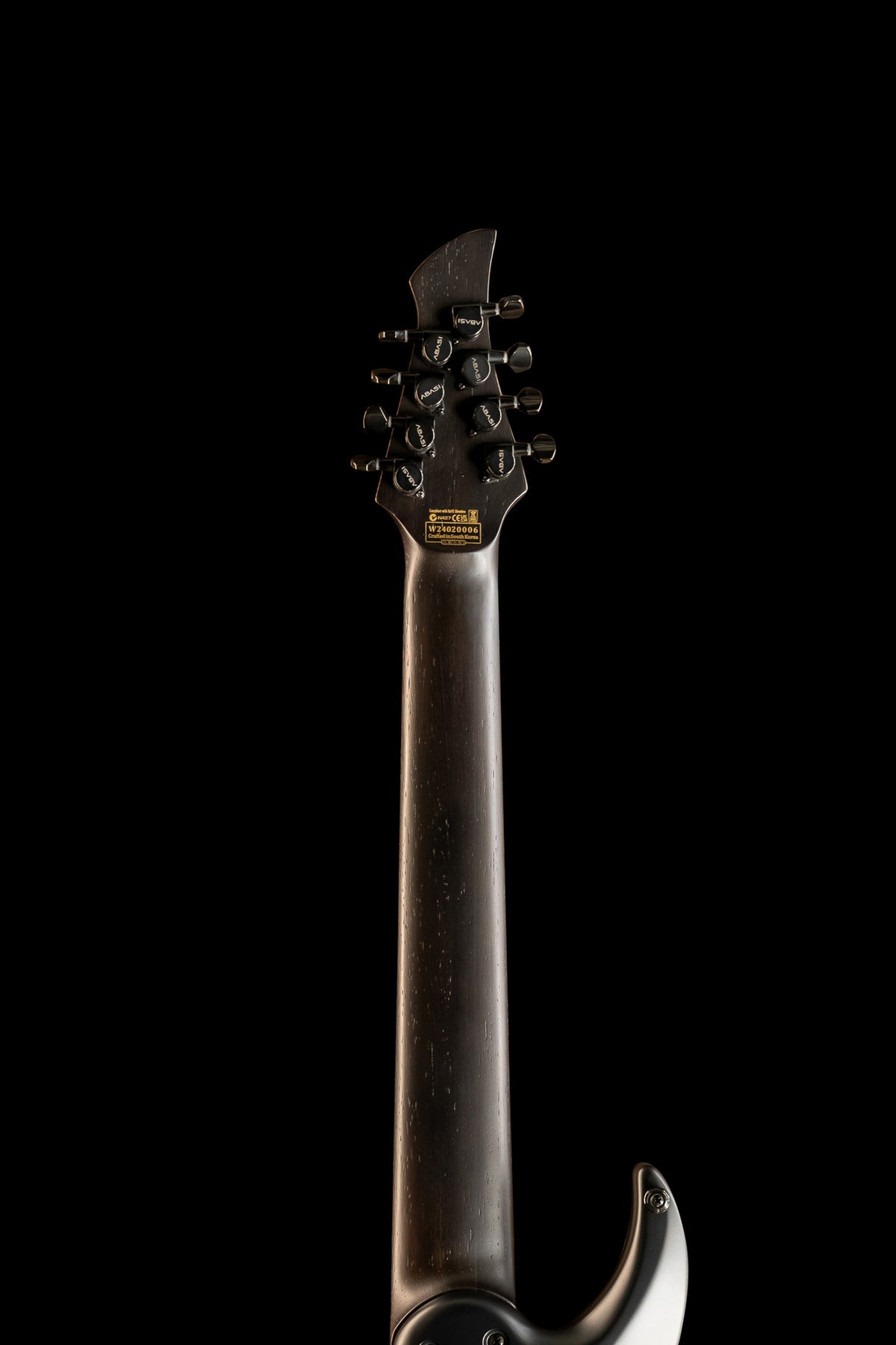 ēmi 8 // Legion // Stealth [B-stock]