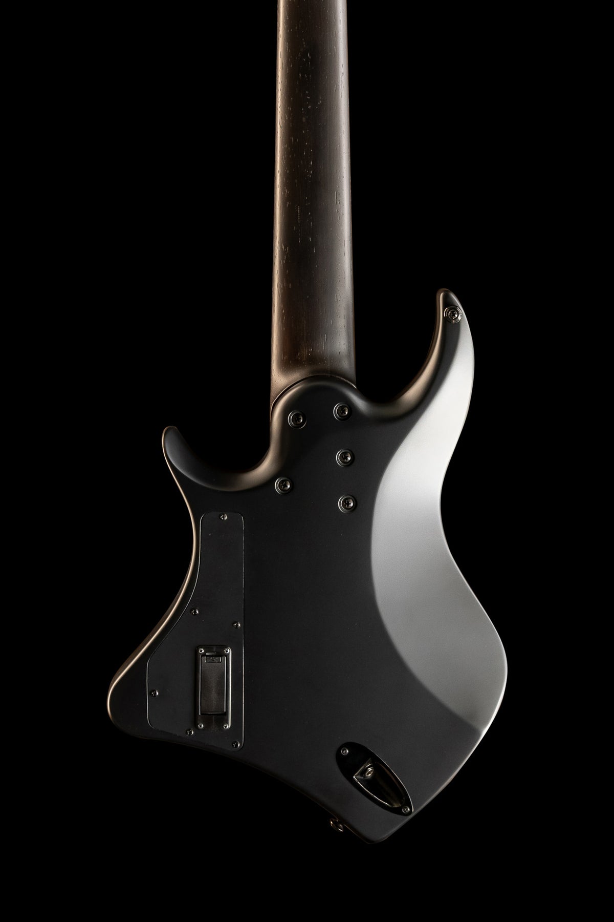 ēmi 8 // Legion // Stealth [B-stock]