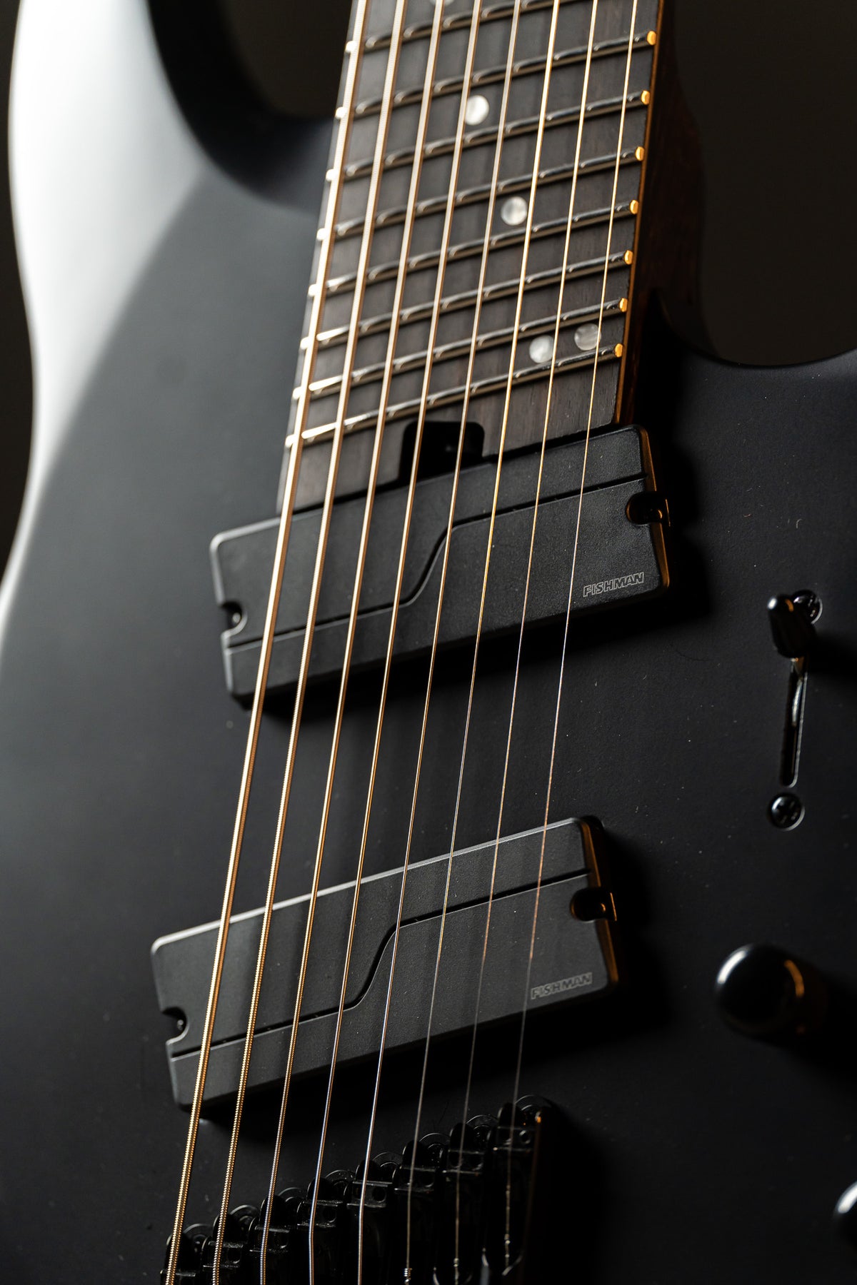 ēmi 8 // Legion // Stealth [B-stock]