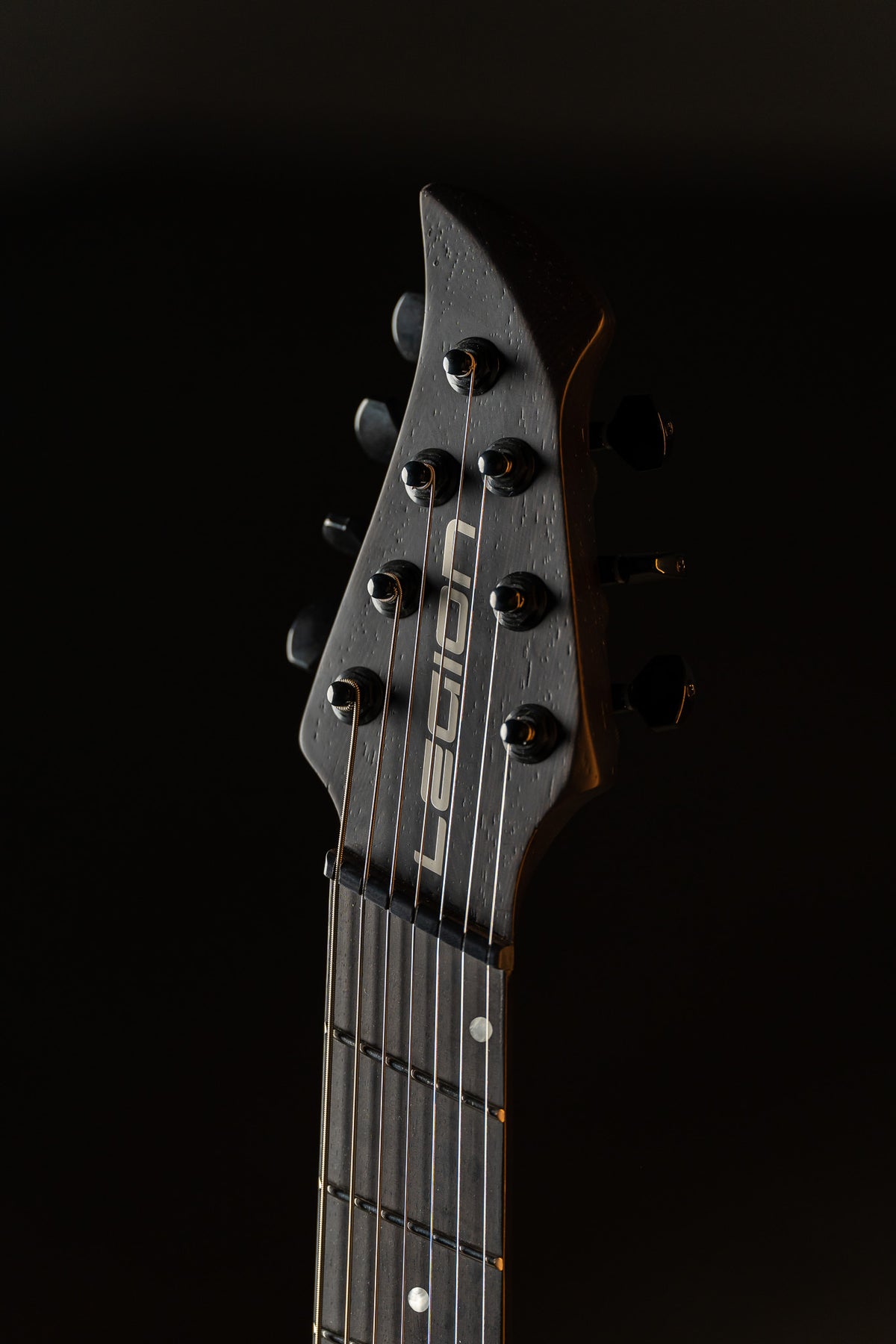 ēmi 7 // Legion // Stealth