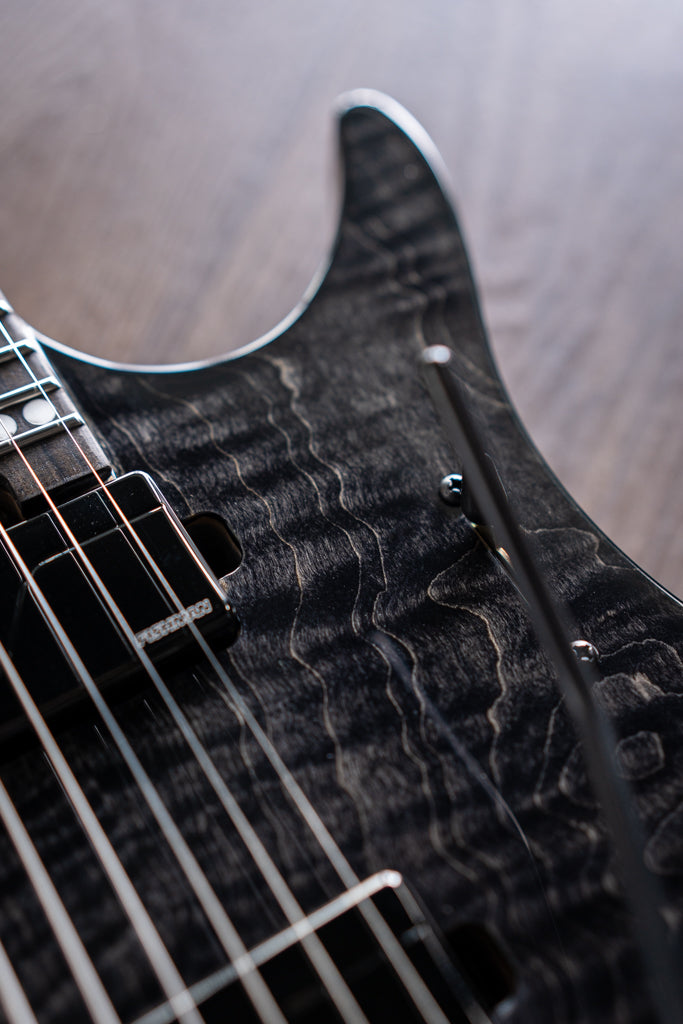LARADA 6 // Master Series // Transparent Blackburst