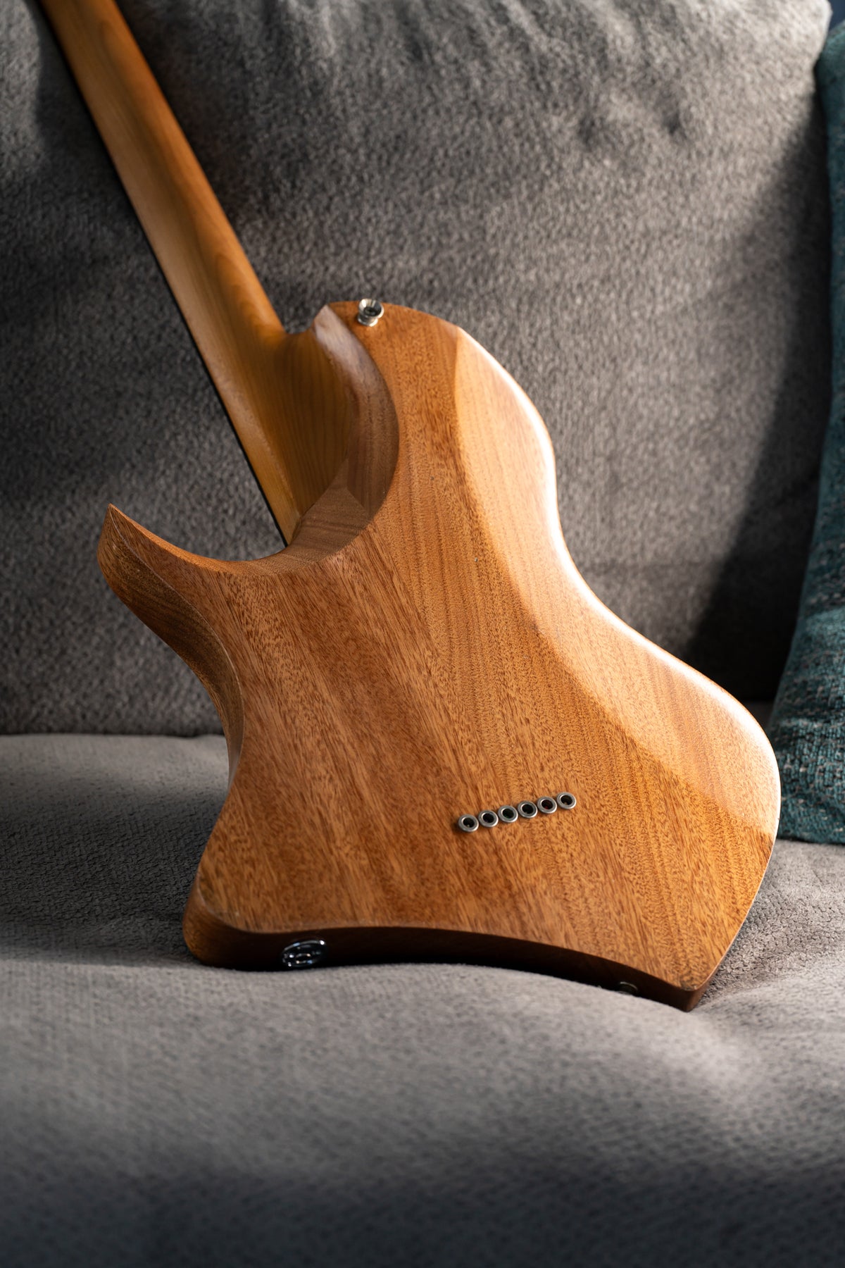 LARADA SPACE T // Emerald Satin [Relic]