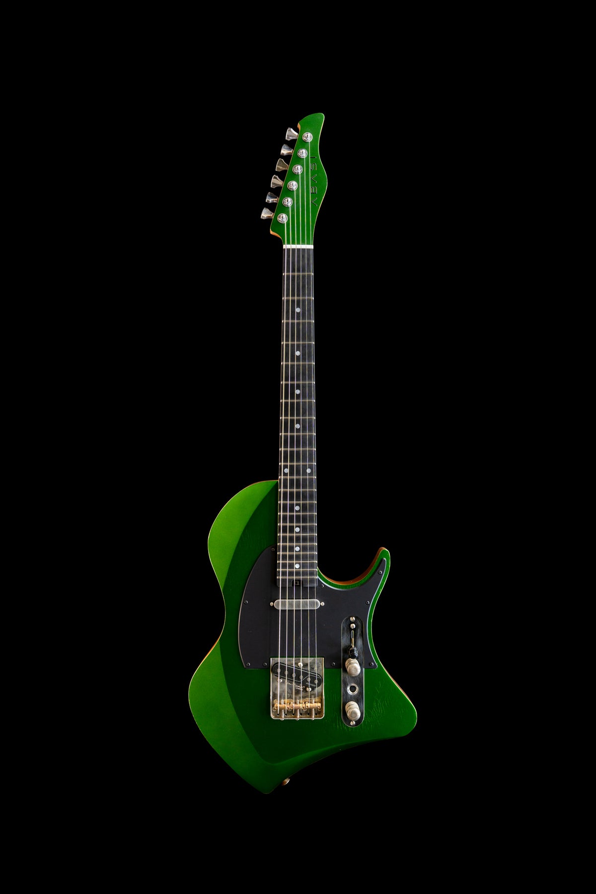 LARADA SPACE T // Emerald Satin [Relic]