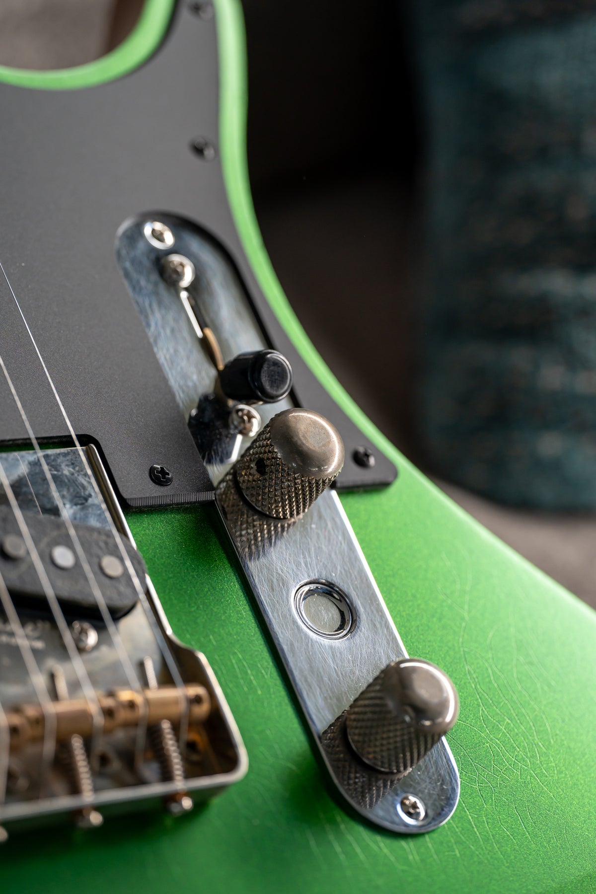 LARADA SPACE T // Emerald Satin [Relic]