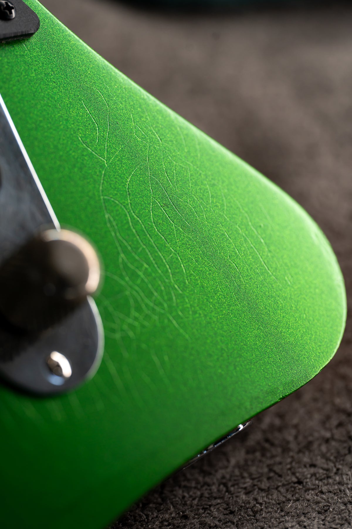 LARADA SPACE T // Emerald Satin [Relic]