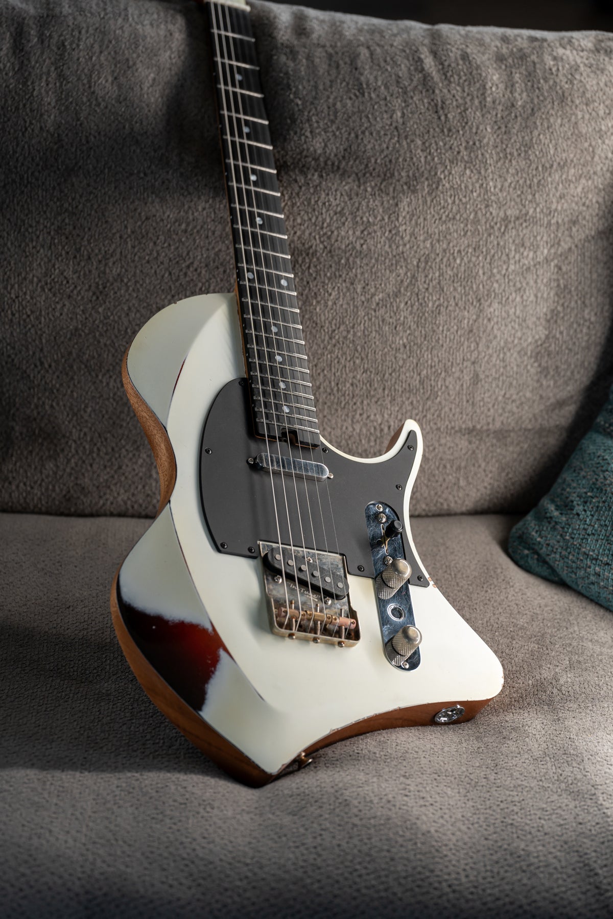 LARADA SPACE T // Porcelain [2-Stage Relic]