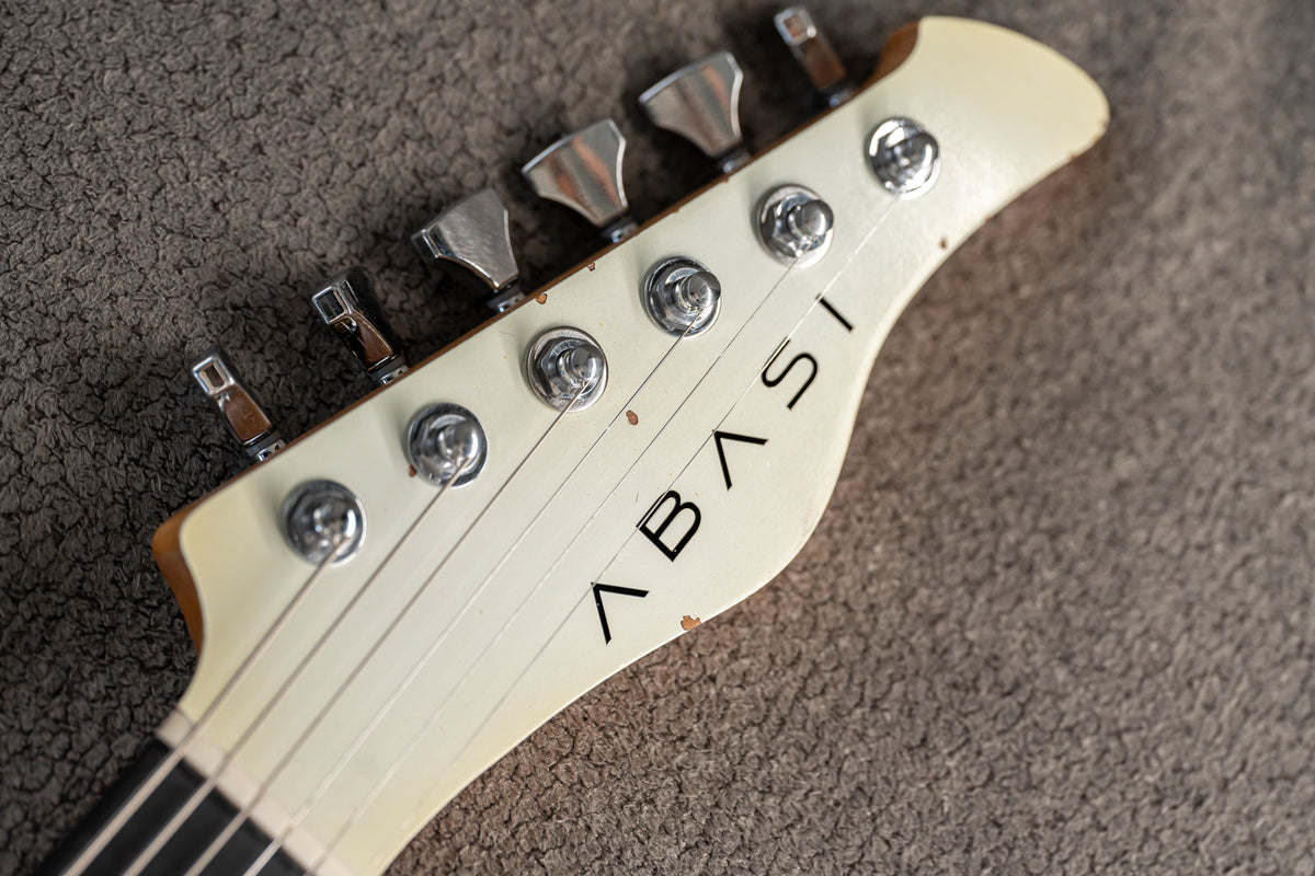 LARADA SPACE T // Porcelain [2-Stage Relic]