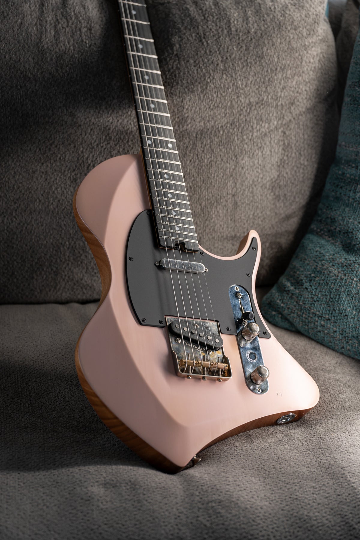 LARADA SPACE T // Shell Pink [Relic]