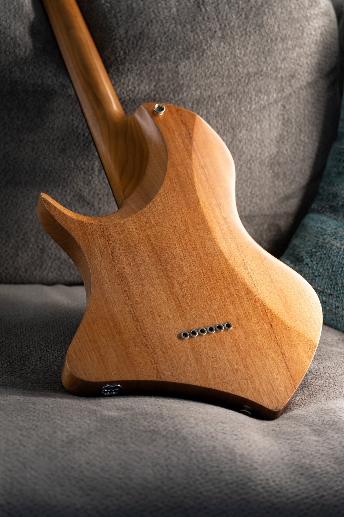 LARADA SPACE T // Sunburst [Relic]