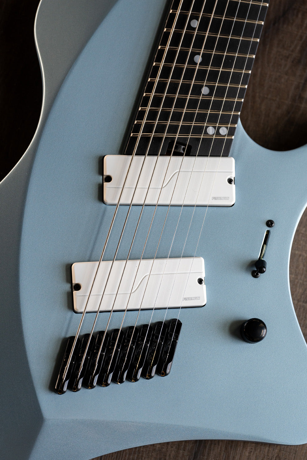 LARADA 8 // Master Series // Frost [White PU]