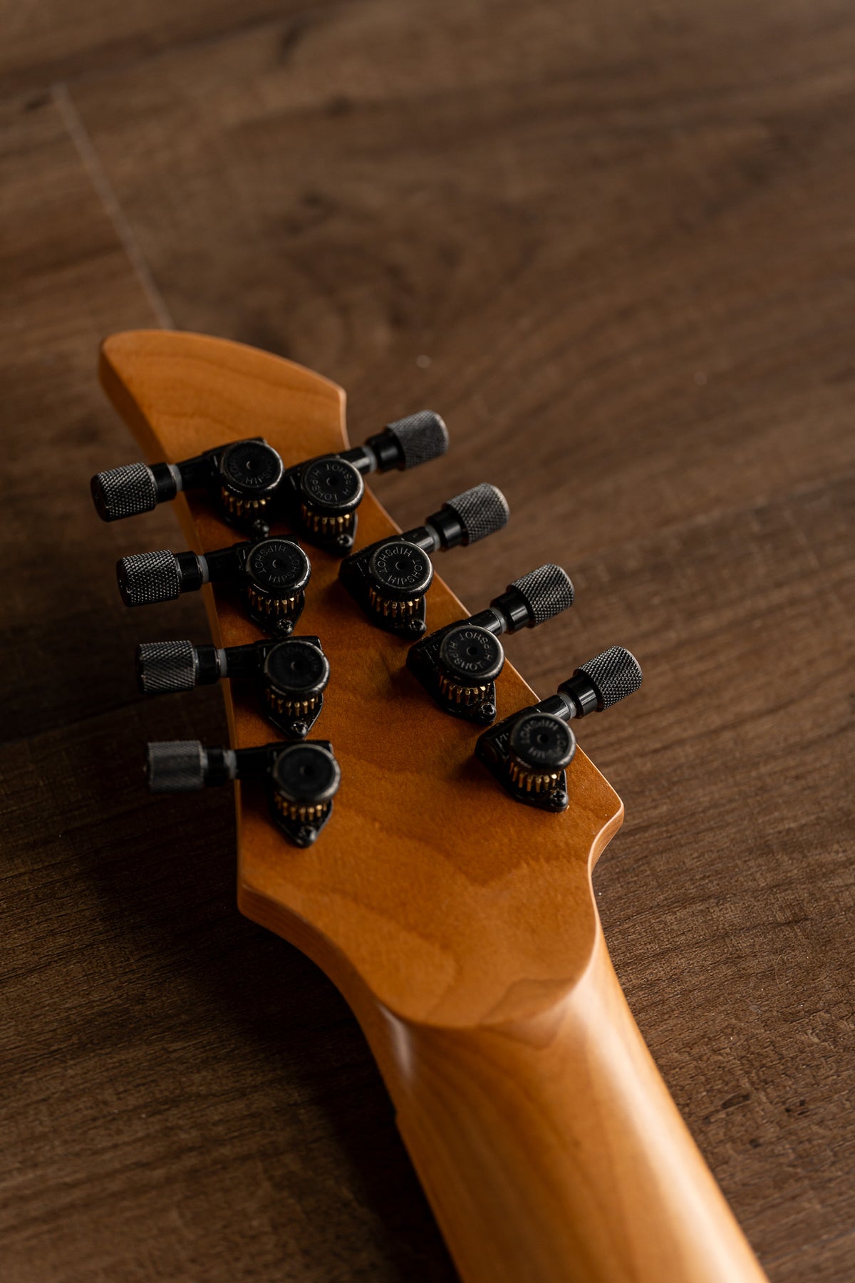 LARADA 8 // Master Series // Shell Pink [Relic]