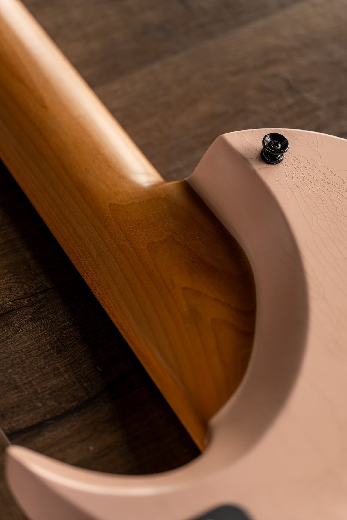 LARADA 8 // Master Series // Shell Pink [Relic]