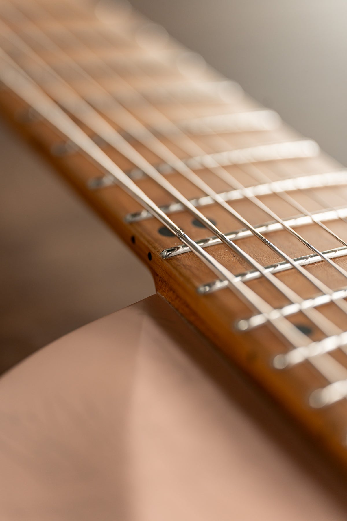 LARADA 8 // Master Series // Shell Pink [Relic]