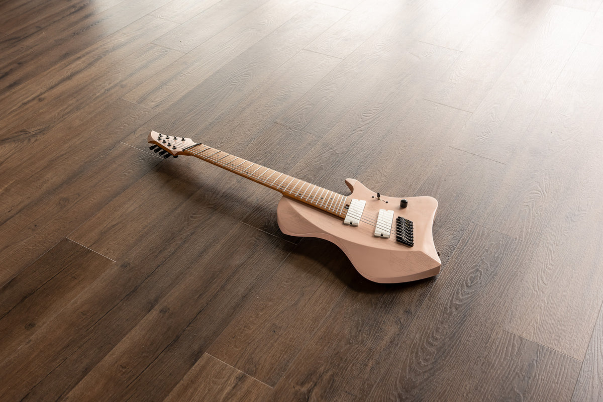 LARADA 8 // Master Series // Shell Pink [Relic]