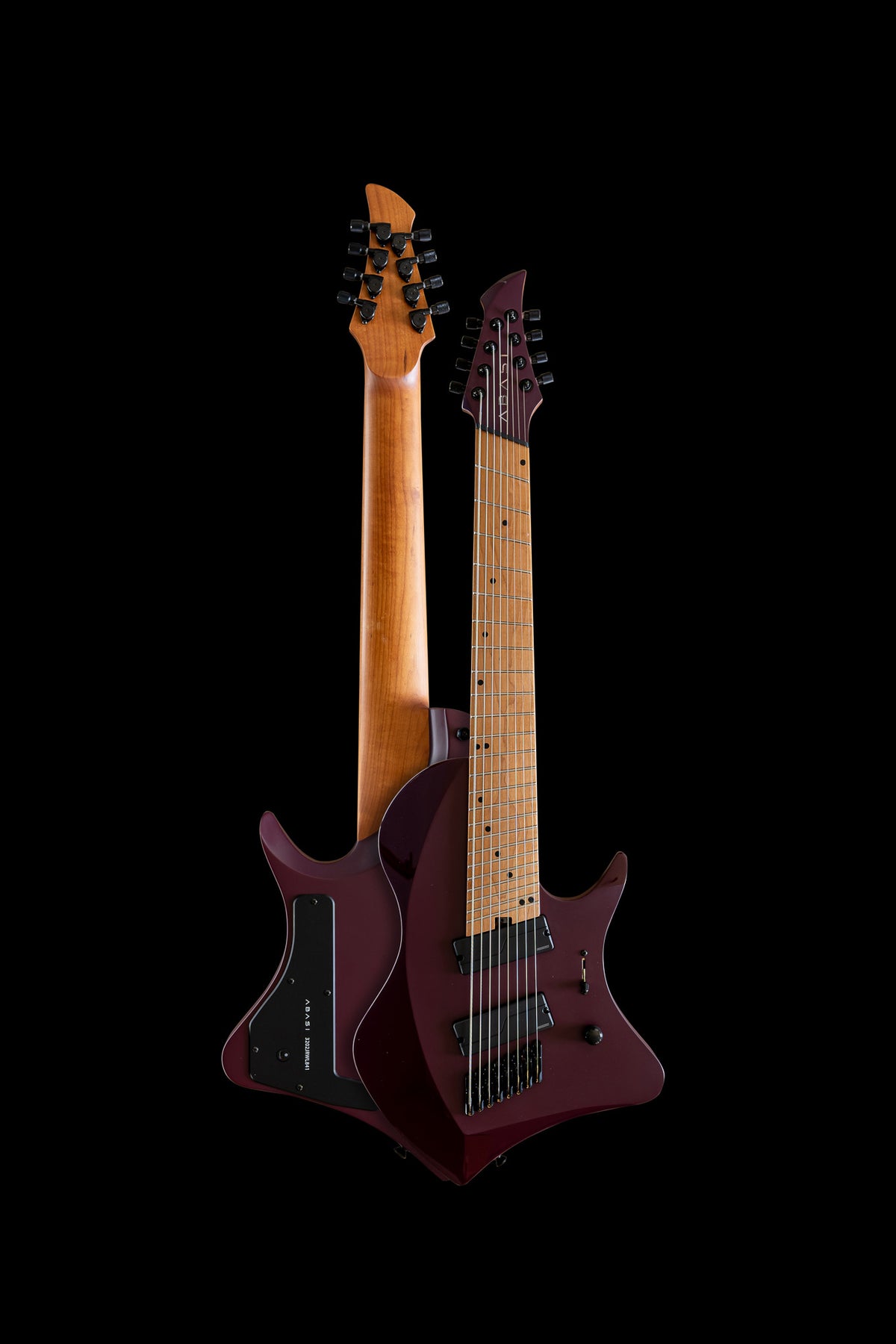 LARADA 8 // Master Series // Aubergine