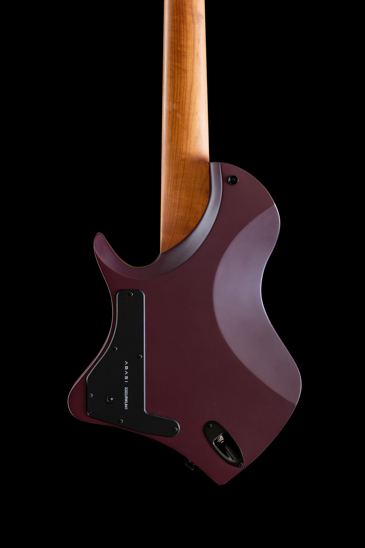 LARADA 8 // Master Series // Aubergine