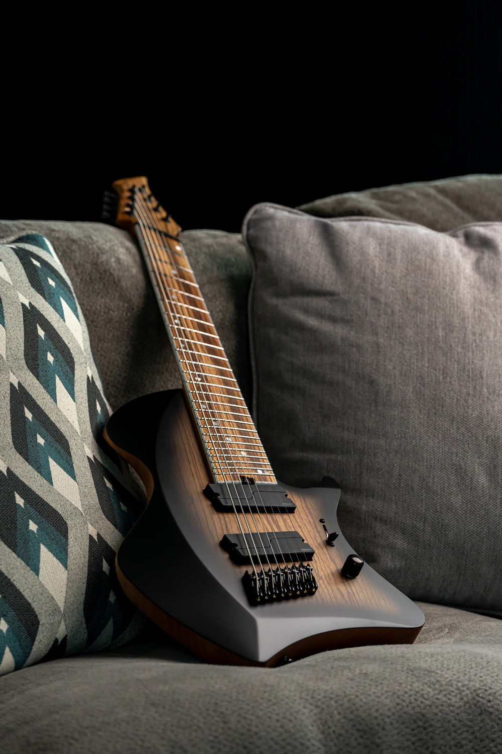 LARADA 8 // Master Series // Zebrawood