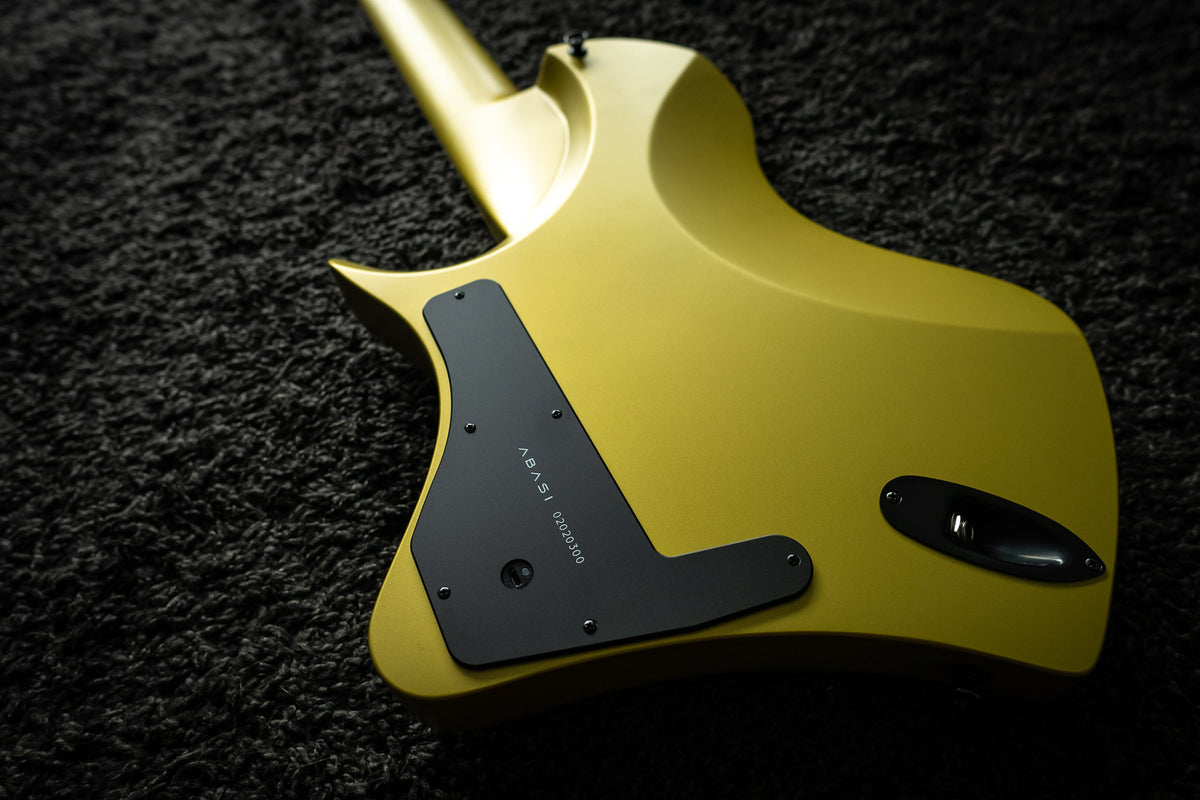 LARADA 8 // Master Series // Chartreuse (Maple FB)