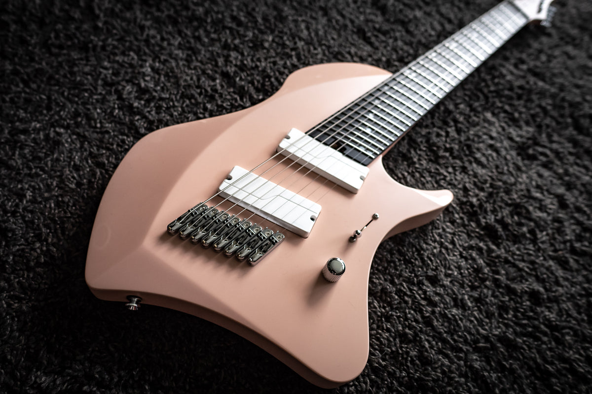 LARADA 8 // Master Series // Pink
