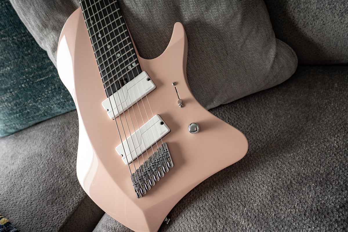 LARADA 8 // Master Series // Pink