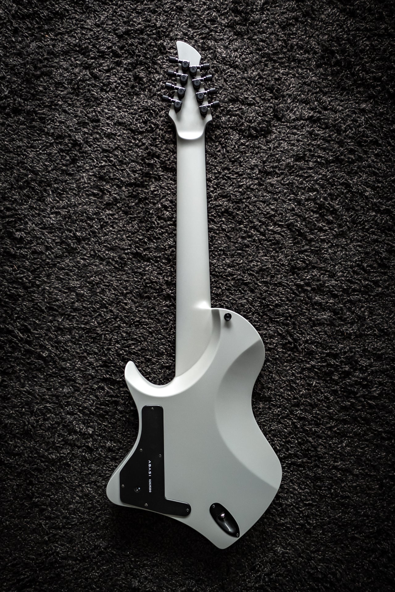 LARADA 8 // Master Series // Chalk