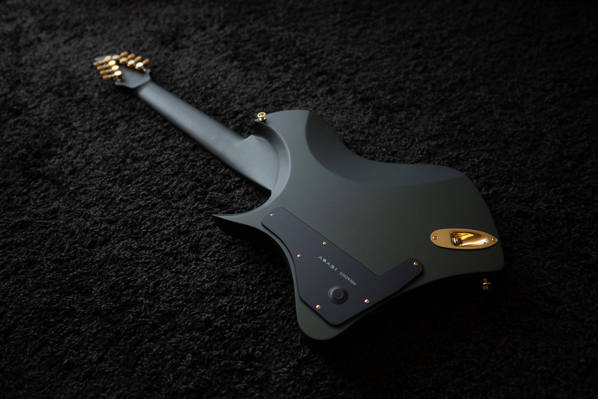 LARADA 8 // Master Series // Bell Garden Green [2020]