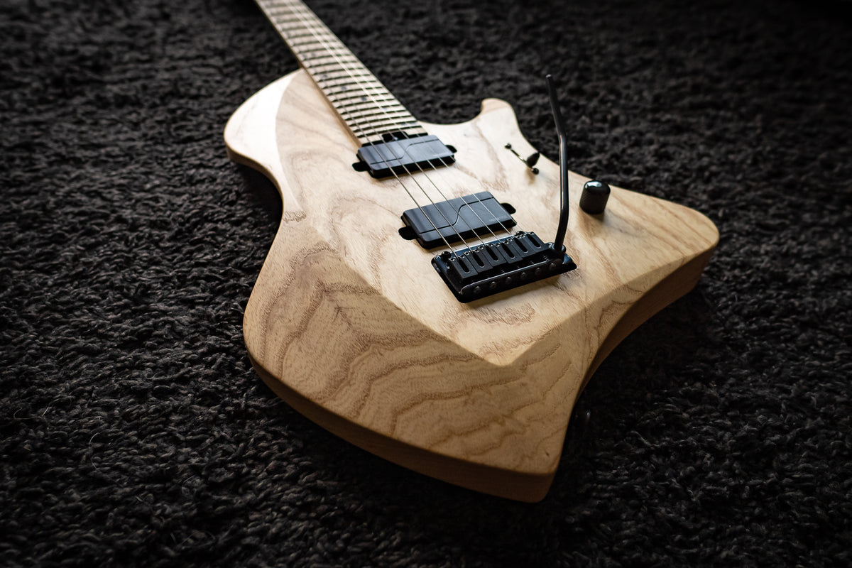 LARADA 6 Spartan // Natural