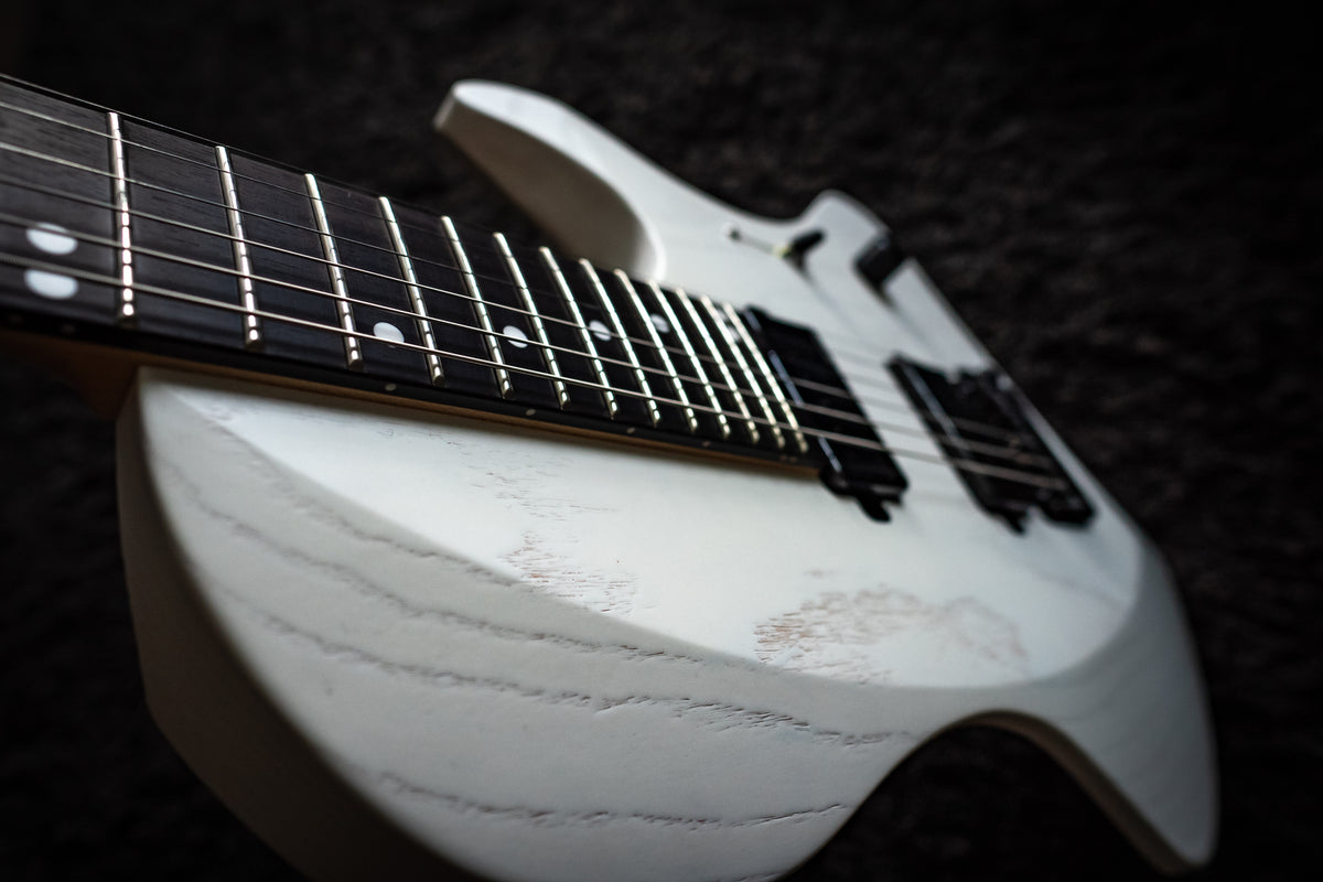 LARADA 6 Spartan // Tundra