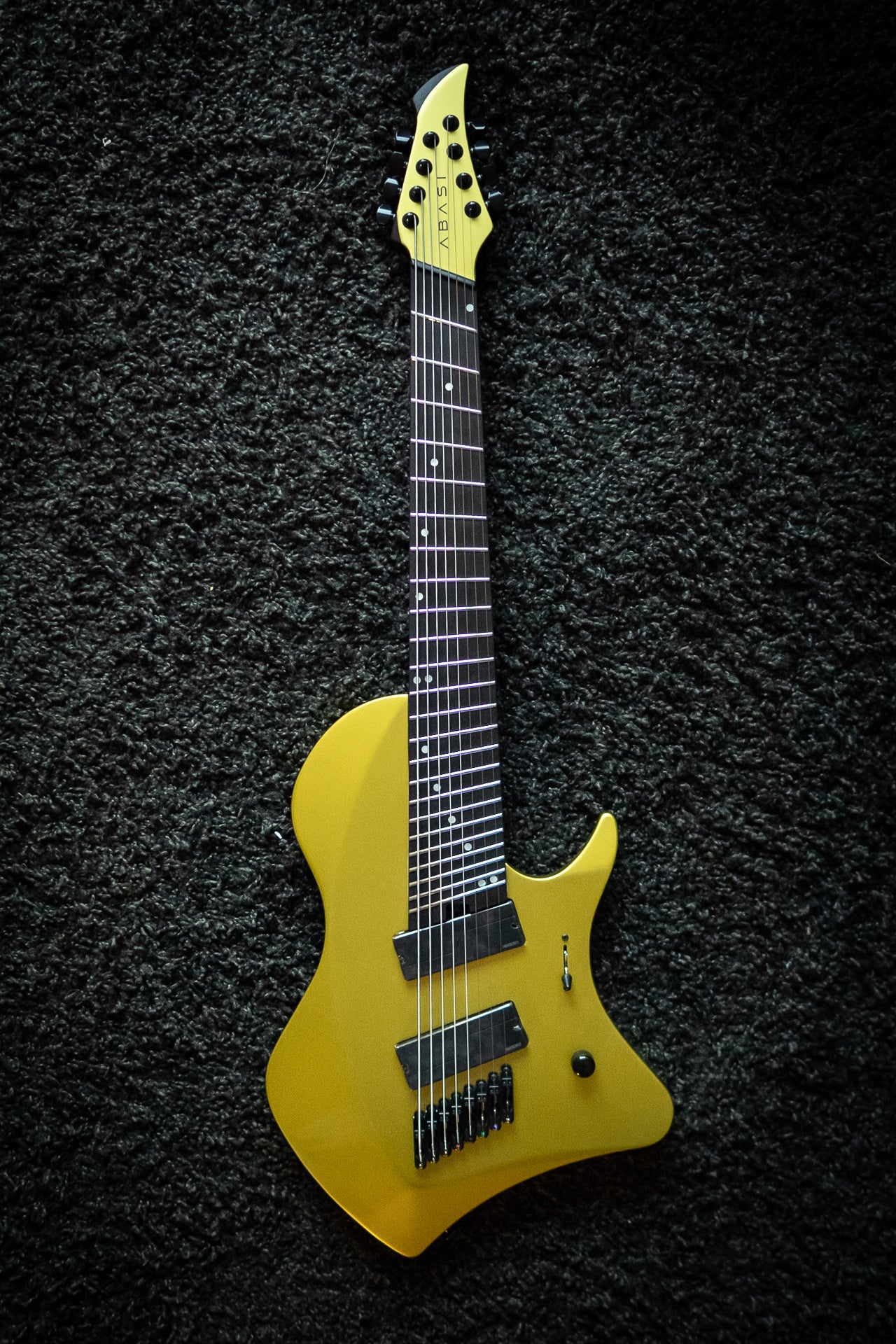 J Larada 8 // Chartreuse