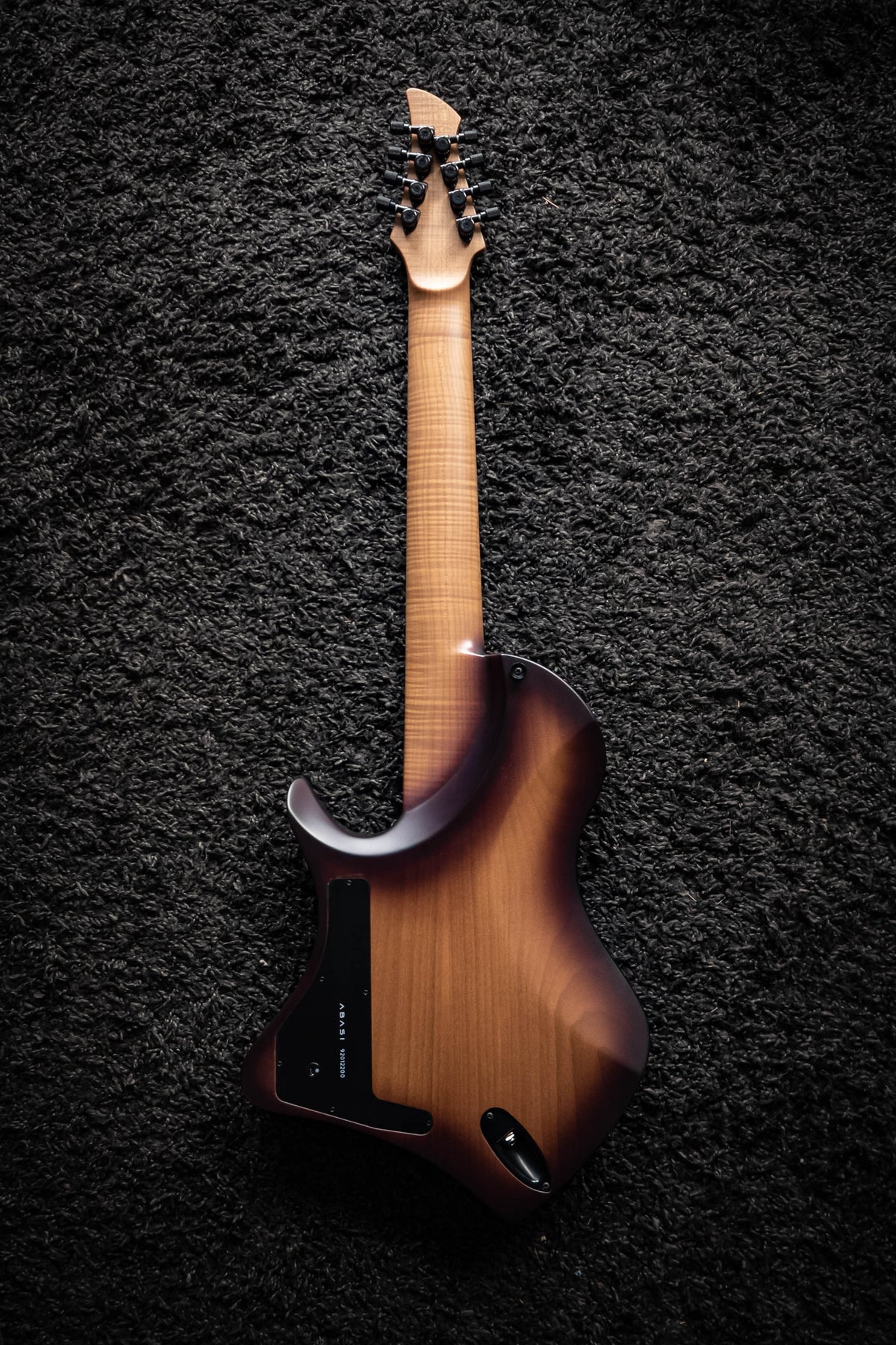 LARADA 8 // Master Series // Violinburst