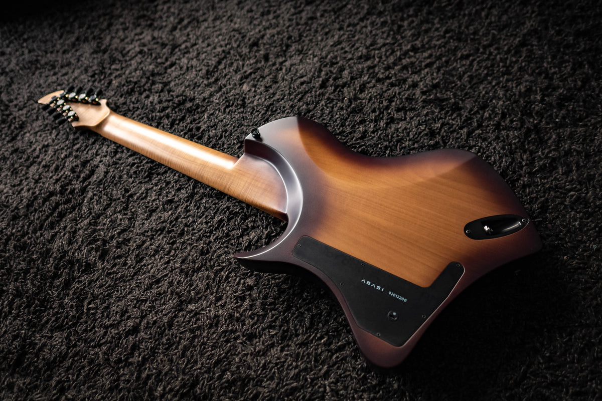 LARADA 8 // Master Series // Violinburst