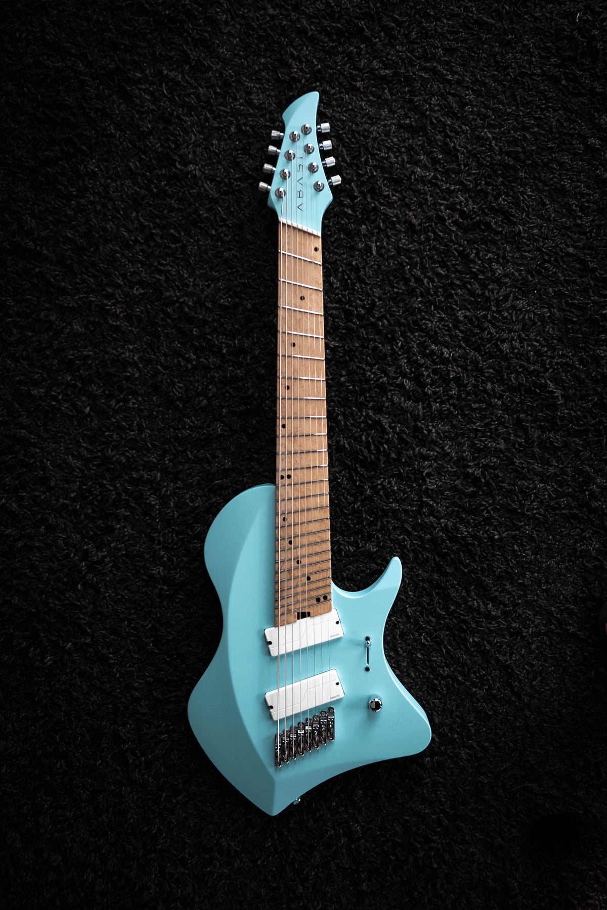 LARADA 8 // Master Series // Miami Blue