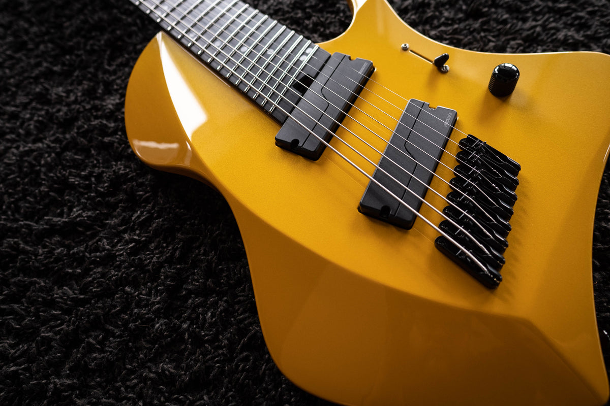 LARADA 8 // Master Series // Solarbeam Yellow