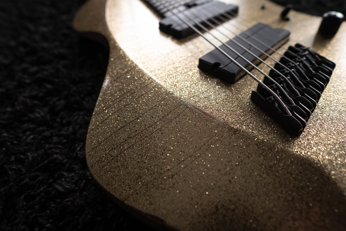 LARADA 8 // Master Series // Champagne Supernova [Painted Neck]