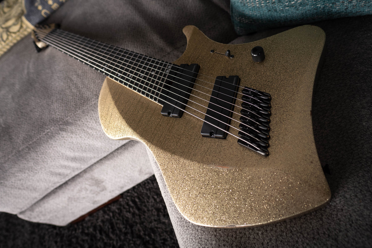 LARADA 8 // Master Series // Champagne Supernova [Painted Neck]