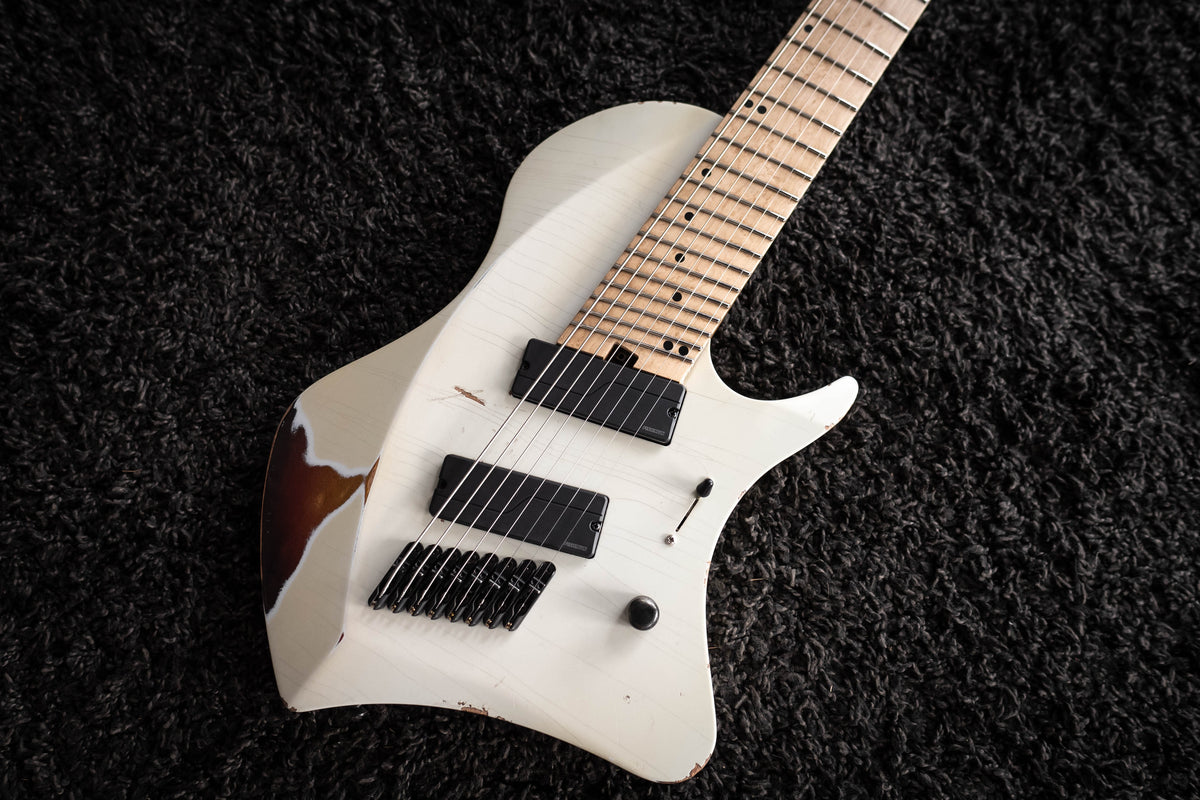 LARADA 8 // Master Series // Porcelain [Two-Stage Relic]