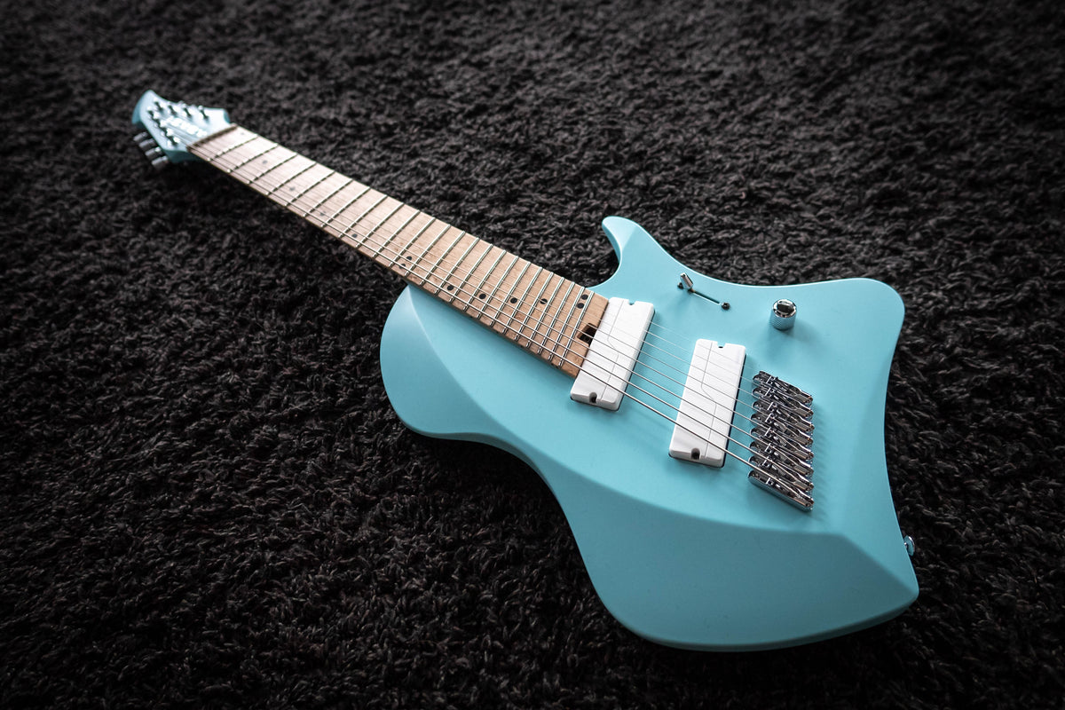 LARADA 8 // Master Series // Miami Blue