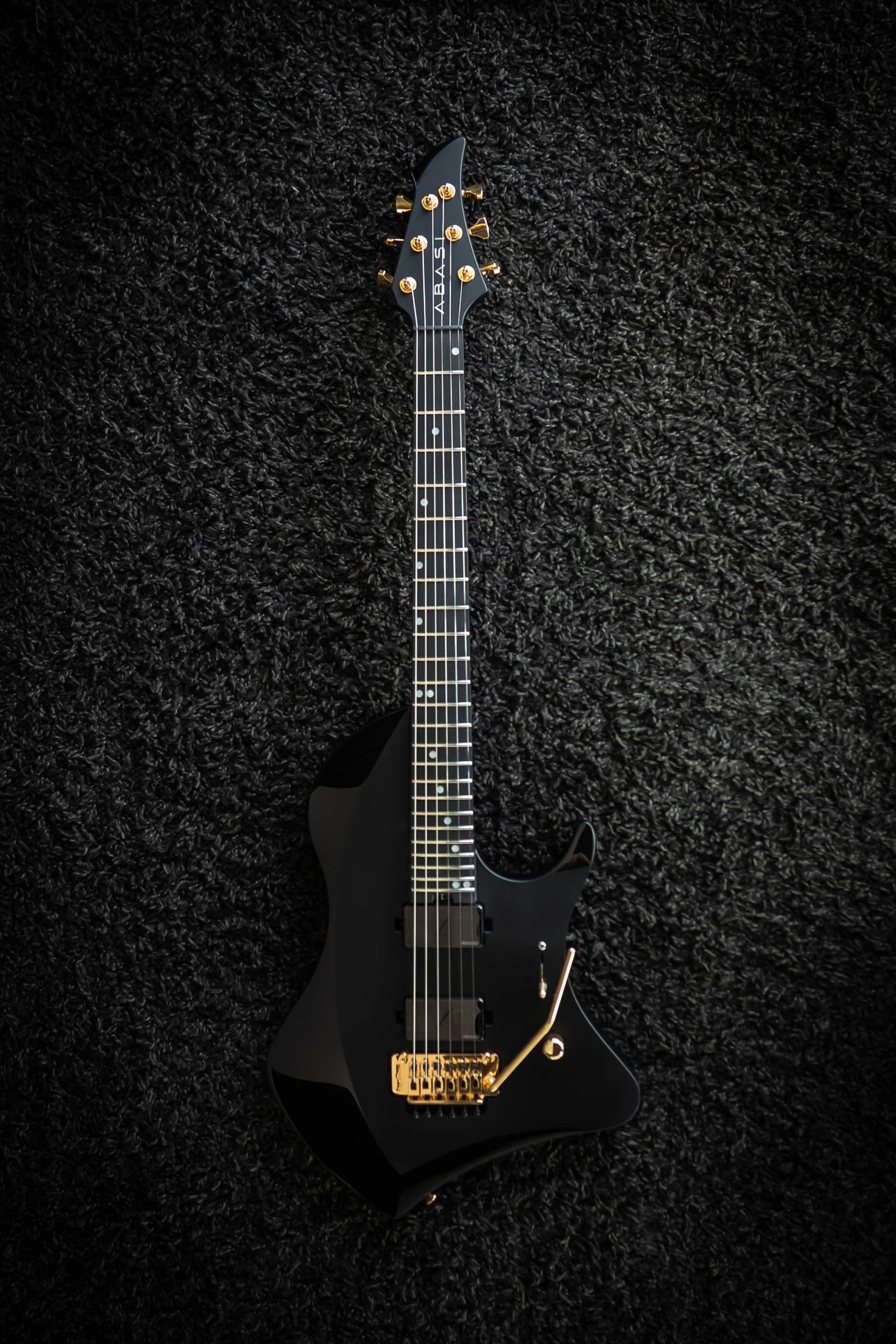 LARADA 6 // Master Series // Black Beauty (Richlite FB)