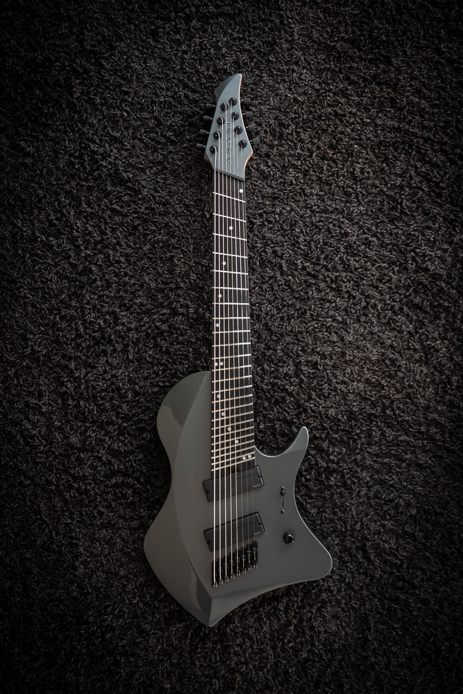 LARADA 8 // Master Series // Selenite [2022, Roasted Basswood]