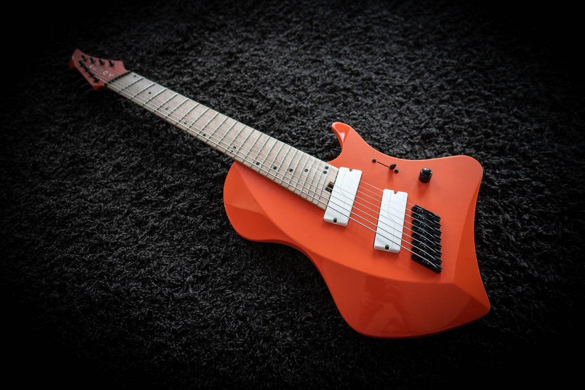 LARADA 8 // Master Series // Creamsicle