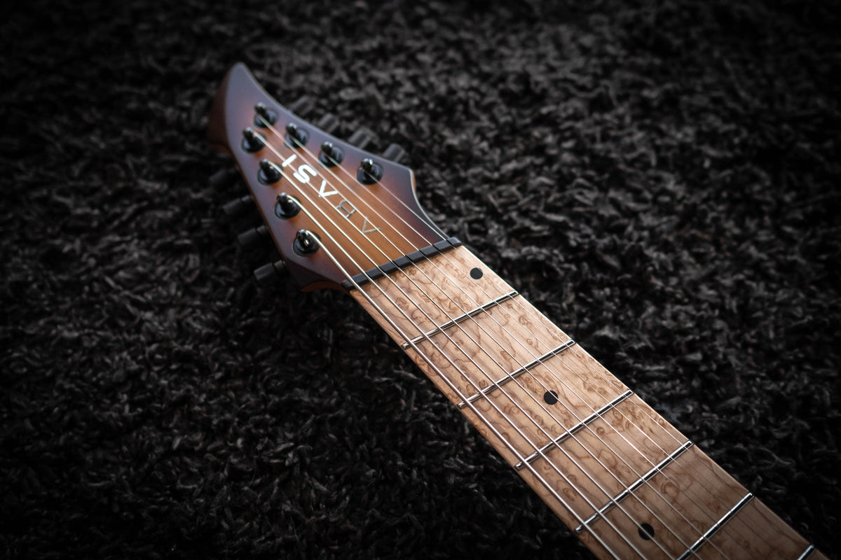 LARADA 8 // Master Series // Violinburst (Master Grade Birdseye)