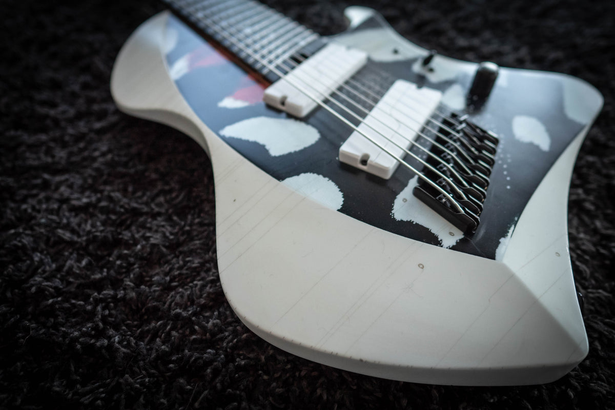 LARADA 8 // Master Series // Monarch [Relic]