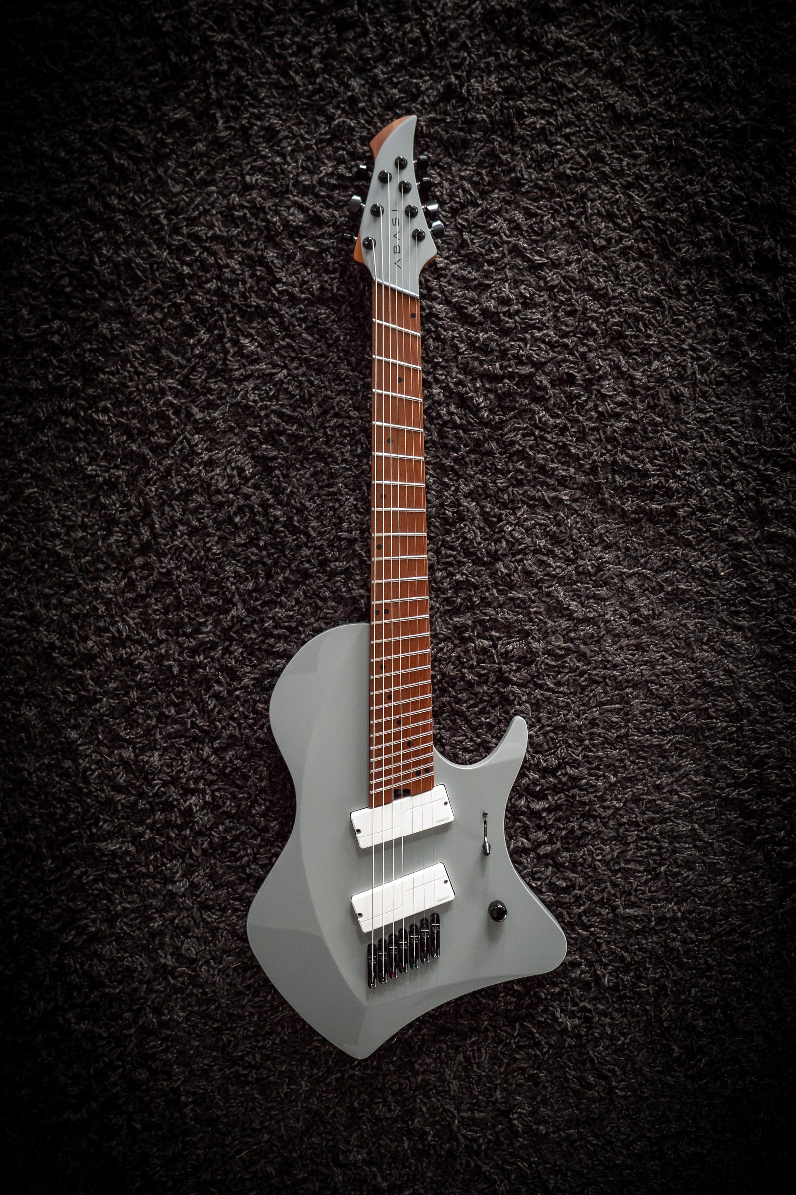 J Larada 7 // Chalk // Roasted Maple